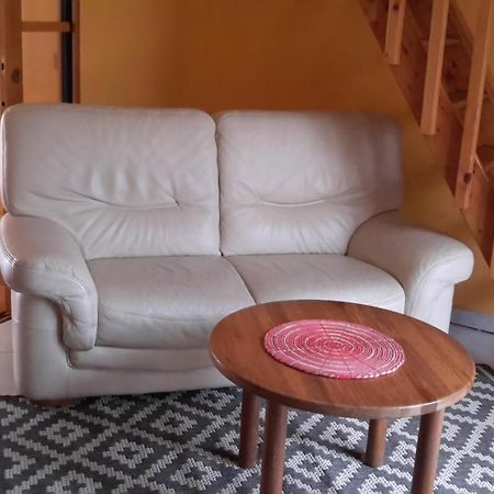Agreable Logement Dans Petit Village Sud-Essonne Champcueil المظهر الخارجي الصورة