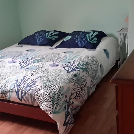Agreable Logement Dans Petit Village Sud-Essonne Champcueil المظهر الخارجي الصورة