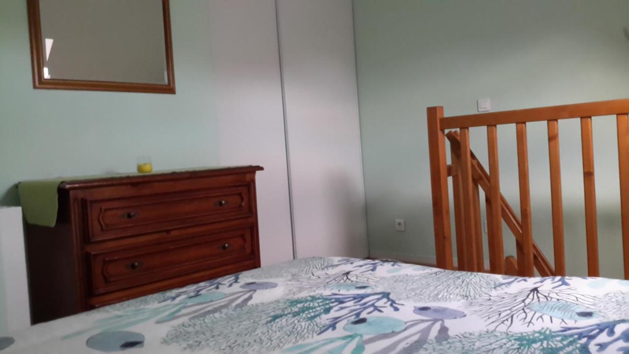 Agreable Logement Dans Petit Village Sud-Essonne Champcueil المظهر الخارجي الصورة